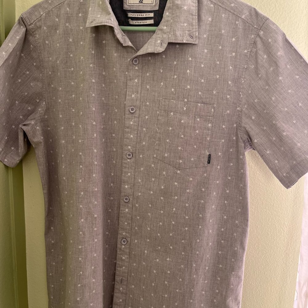 Billabong men’s gray palm tree print button front short sleeve shirt size L